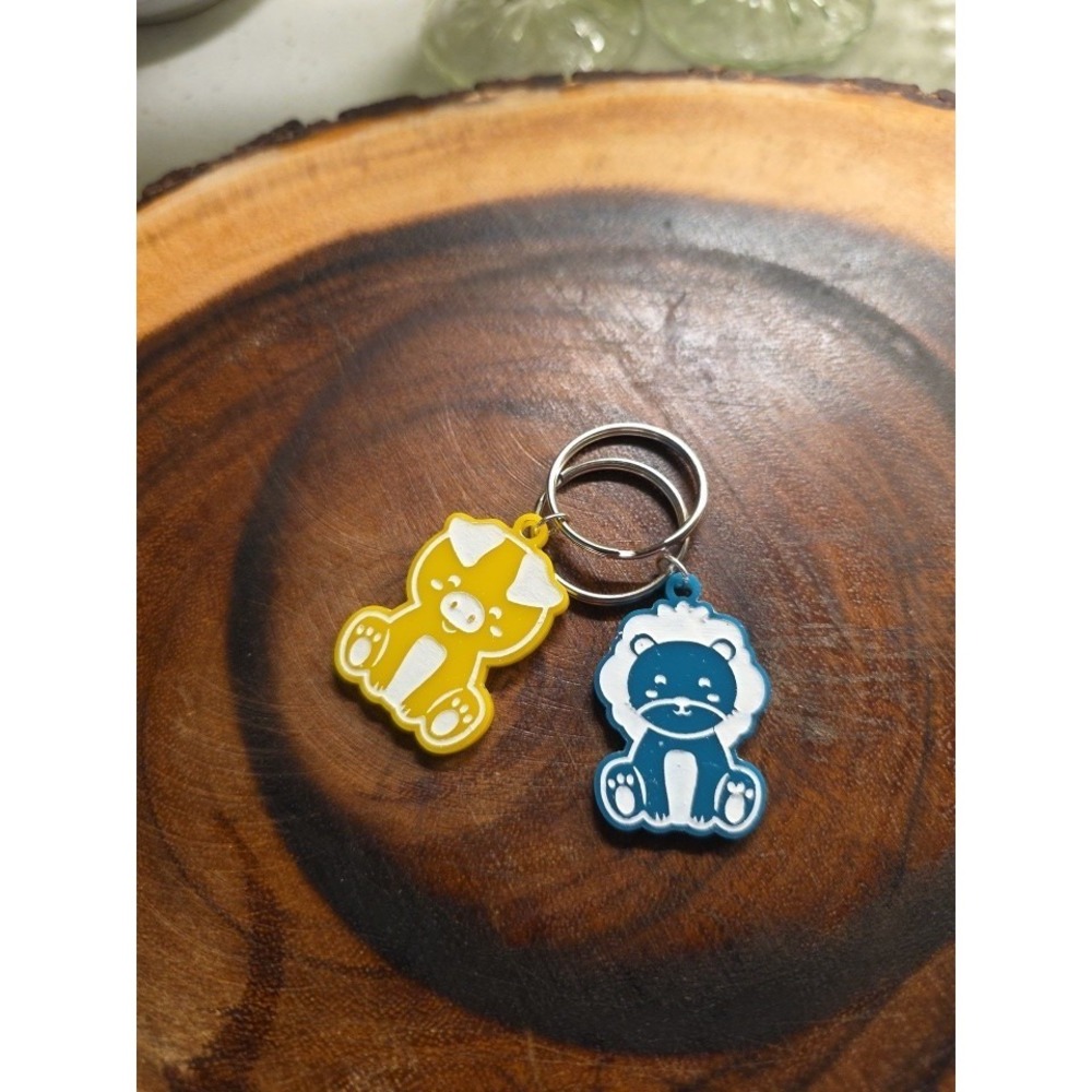 Custom 3D printed Animal  Keychains-Yellow And Green